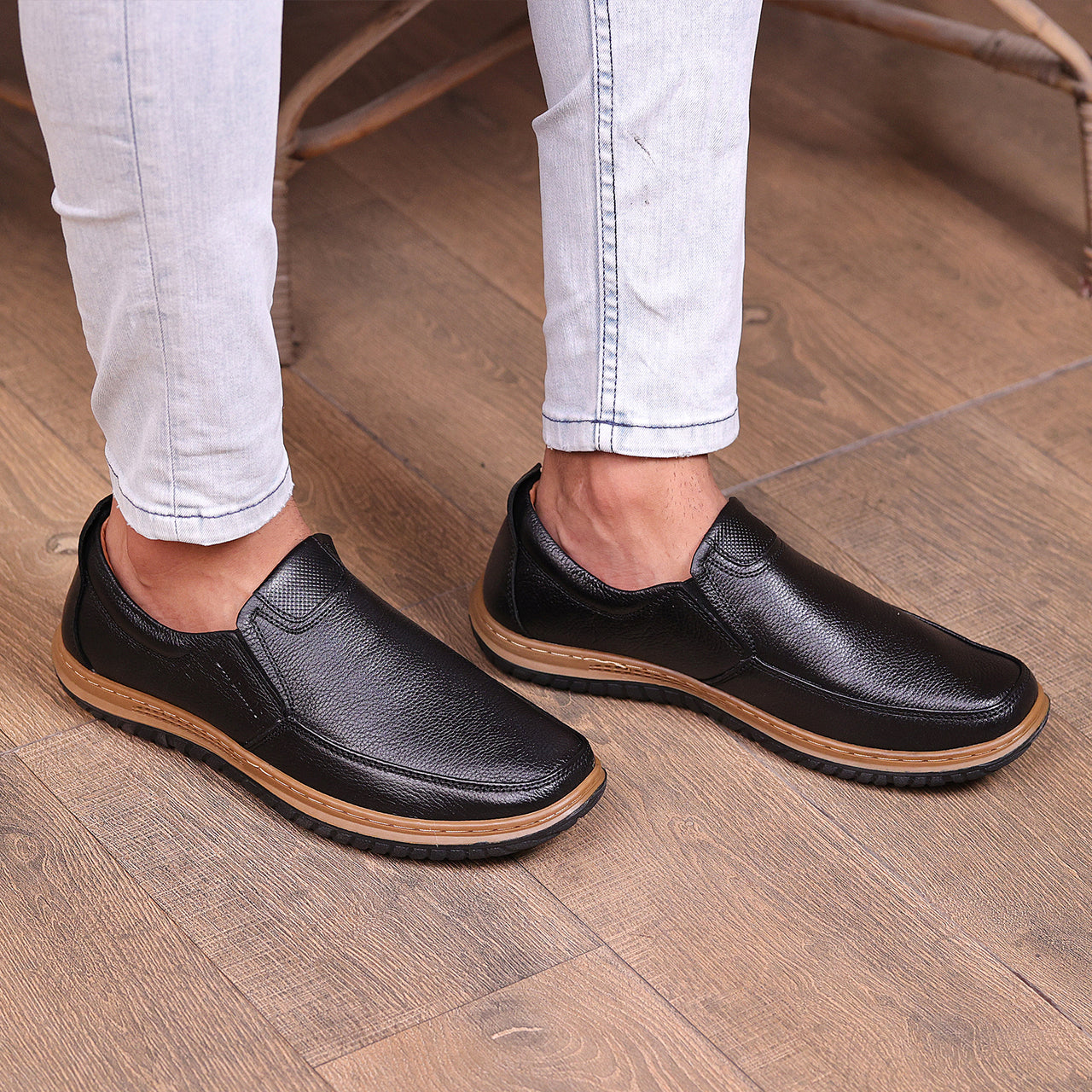 Step into Style and Comfort with Servis Men’s Shoes