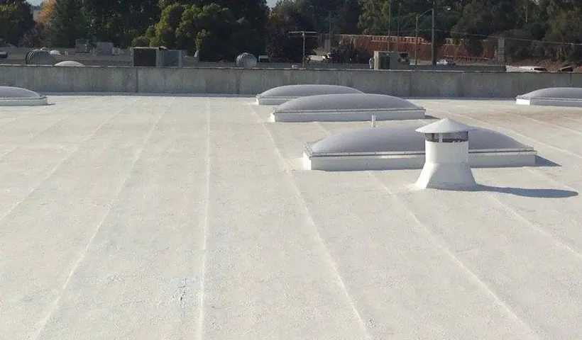 Maximizing Space and Efficiency with Flat Commercial Roofing