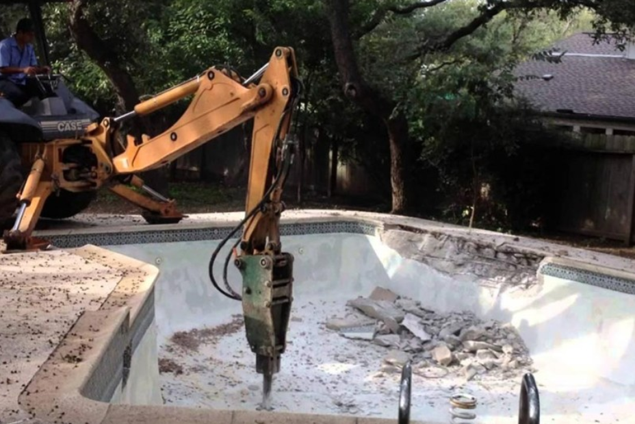 The Benefits of Hiring Professionals for Pool Demolition in Fort Worth
